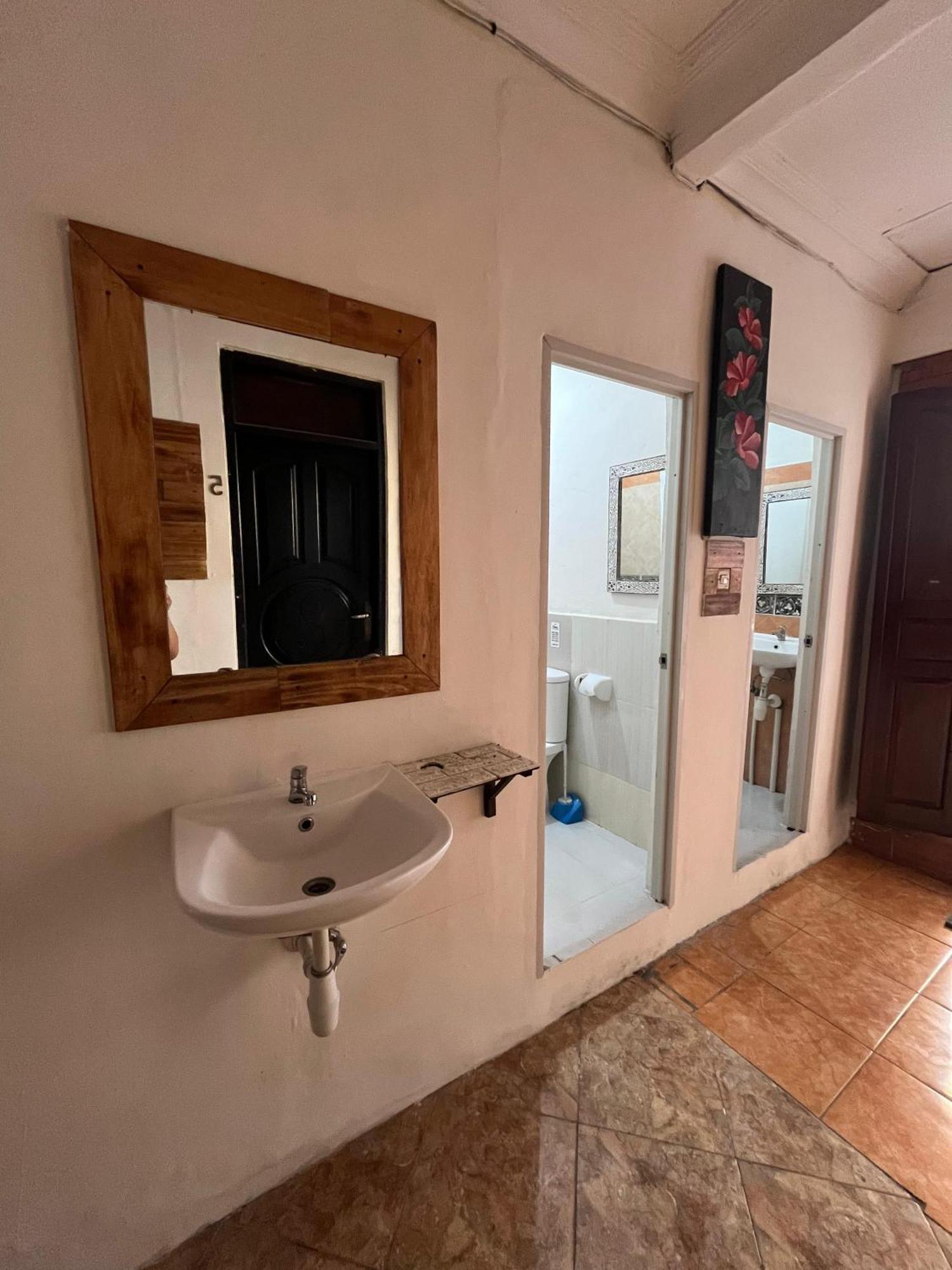 Oda Guest House Ubud Esterno foto